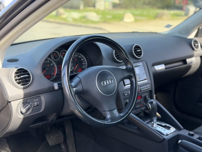 AUDI A3 1,6L 102 CV /  BVA / CLIM / Paiement 4 à 10 fois possible