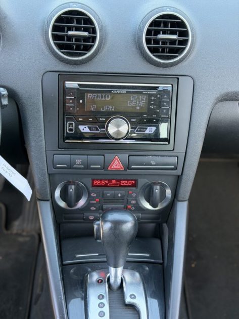 AUDI A3 1,6L 102 CV /  BVA / CLIM / Paiement 4 à 10 fois possible