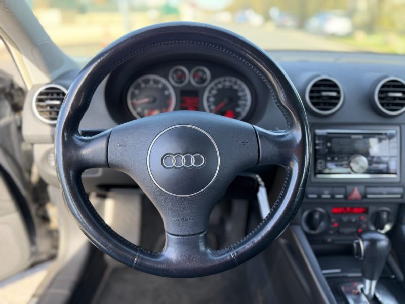 AUDI A3 1,6L 102 CV /  BVA / CLIM / Paiement 4 à 10 fois possible