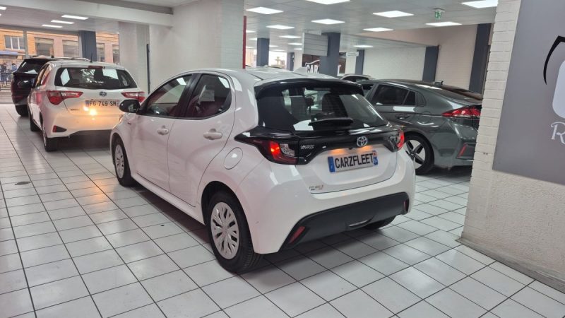 TOYOTA YARIS 4 BERLINE HYBRIDE 116cv FRANCE BUSINESS/1 ERE MAIN