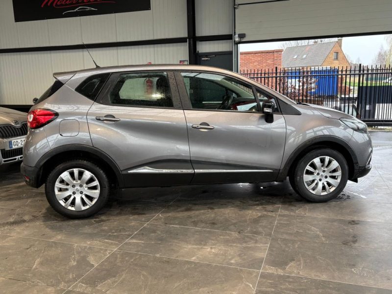 🔹 Renault Captur – Finition Business 🔹 0.9 TCe – 90 chevaux 🔹 Boîte manuelle -  Garantie  