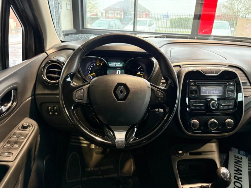 🔹 Renault Captur – Finition Business 🔹 0.9 TCe – 90 chevaux 🔹 Boîte manuelle -  Garantie  