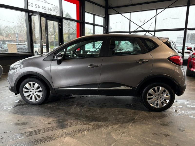 🔹 Renault Captur – Finition Business 🔹 0.9 TCe – 90 chevaux 🔹 Boîte manuelle -  Garantie  
