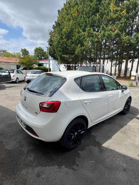 SEAT IBIZA IV SC 2.0 TDI 143 FR 2012