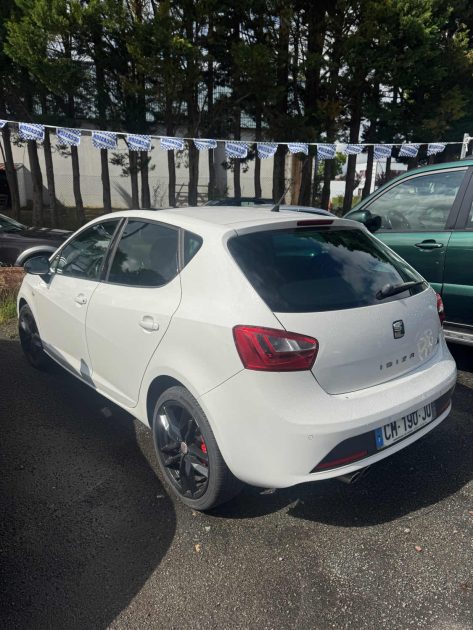 SEAT IBIZA IV SC 2.0 TDI 143 FR 2012