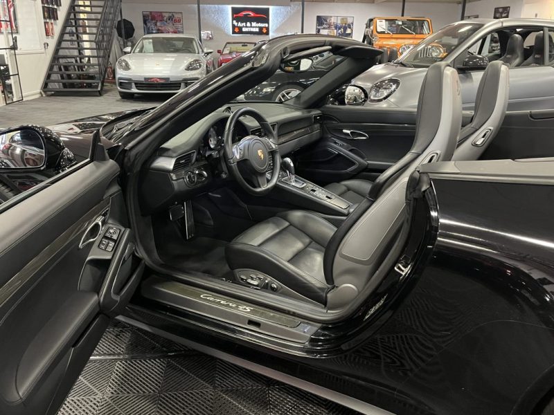 PORSCHE 911 Cabriolet Carrera 4S 430CH PDK X51