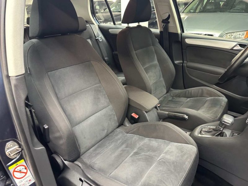 VOLKSWAGEN GOLF 1.4 TSI CONFORTLINE DSG  80000KMS