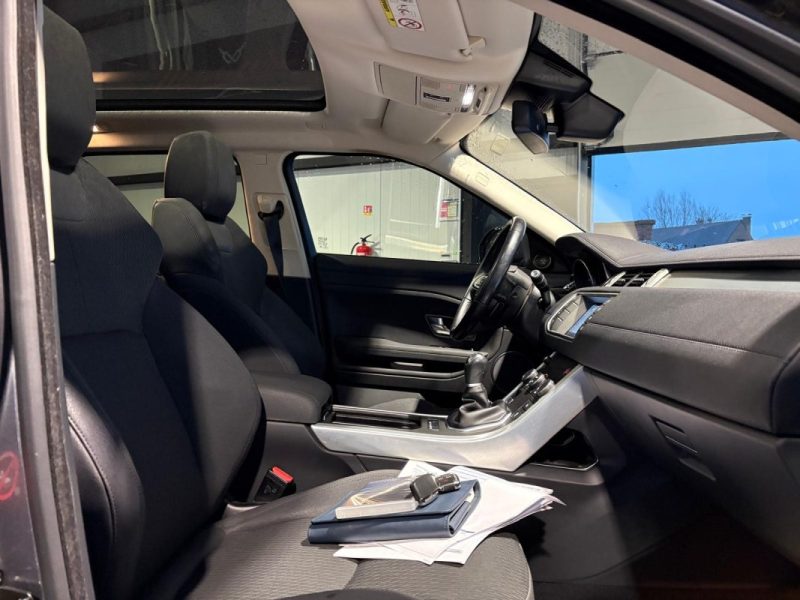 🔹 Land Rover range Rover Evoque Pure 2.0 150 Ch🌞 Toit panoramique 📷 Caméra de recul🛡️Garantie