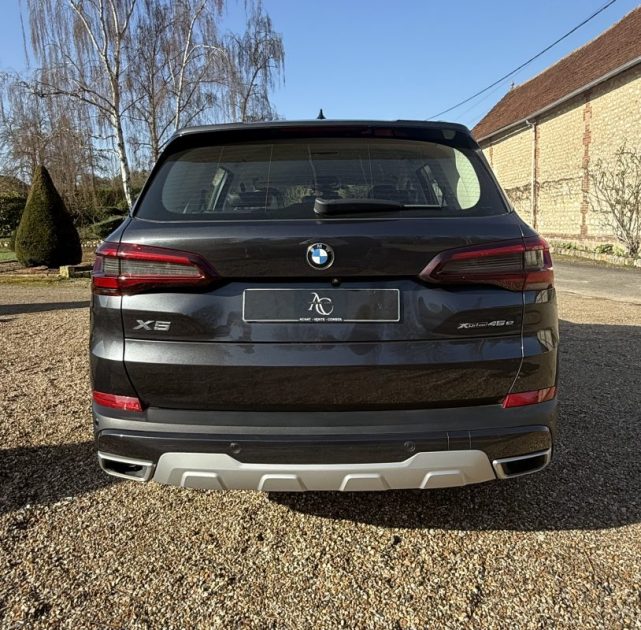 BMW X5 xDrive 45e 394ch BVA8 xLine / HYBRIDE RECHARGEABLE / VOLANT CHAUFFANT / AFFICHAGE TÊTE HAUTE 