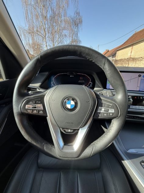 BMW X5 xDrive 45e 394ch BVA8 xLine / HYBRIDE RECHARGEABLE / VOLANT CHAUFFANT / AFFICHAGE TÊTE HAUTE 