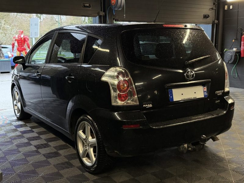 TOYOTA COROLLA VERSO II 2.2 D4-D 177cv / ECRAN GPS CAMERA RECUL ATTELAGE BVM6