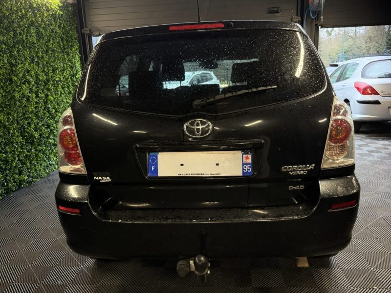TOYOTA COROLLA VERSO II 2.2 D4-D 177cv / ECRAN GPS CAMERA RECUL ATTELAGE BVM6