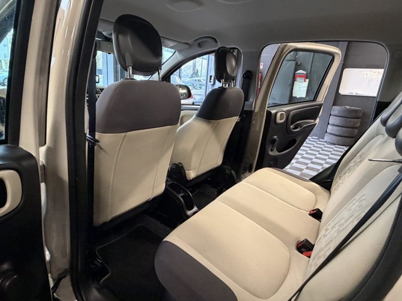 FIAT PANDA III 1.2 69 Cv 5 PORTES / CLIMATISATION BLUETOOTH 26 900 kms CRIT AIR 1 - GARANTIE 1 AN