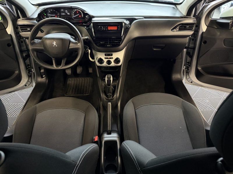 PEUGEOT 208 PHASE 2 LIKE 1.2 68 Cv PREMIERE MAIN / 16 800 Kms CRIT AIR 1 5 PORTES - GARANTIE 1 AN