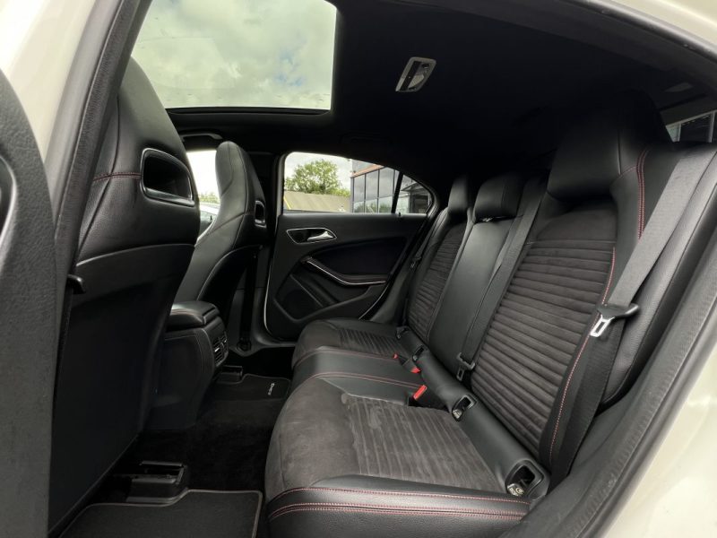 MERCEDES CLASSE A III 200 FASCINATION / AMG 1.8 CDI 136 Cv BVA7 / TOIT OUVRANT - GARANTIE 1 AN