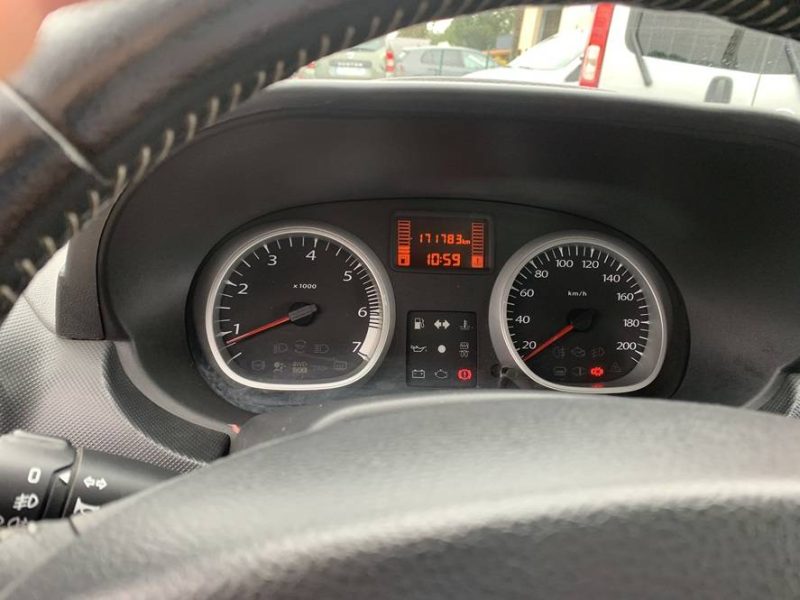 DACIA DUSTER 1.5 DCI 110CH FAP PRESTIGE 4X2 2012
