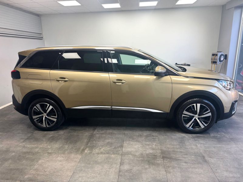 PEUGEOT 5008 II 1.6 BLUEHDI 120CH ALLURE S&S 2017