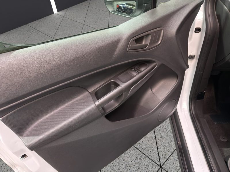 FORD TOURNEO CONNECT  1.0 ECOBOOST AMBIENTE 2015