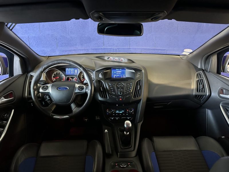 FORD FOCUS ST 2.0 ECOBOOST 250 CH BVM 2014