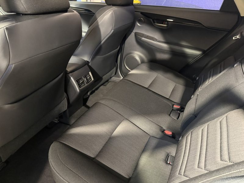 LEXUS NX 300H 2.5 VVT 155cv E-CVT Automatique - Suivi LEXUS  