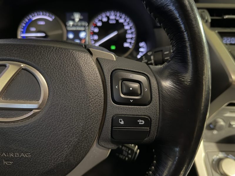 LEXUS NX 300H 2.5 VVT 155cv E-CVT Automatique - Suivi LEXUS  