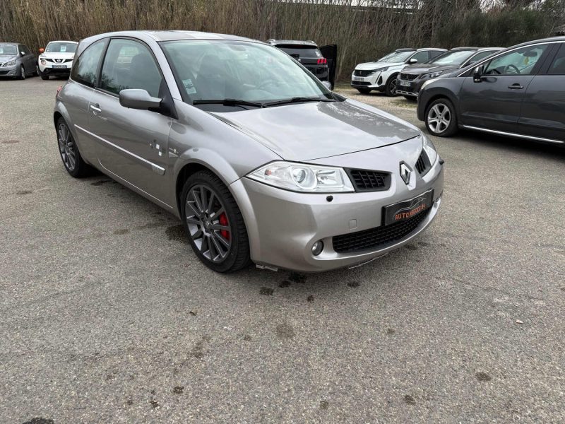 RENAULT MEGANE RS 2.0T 16V 230 F1 TEAM R26 NUMEROTEE 41MKM