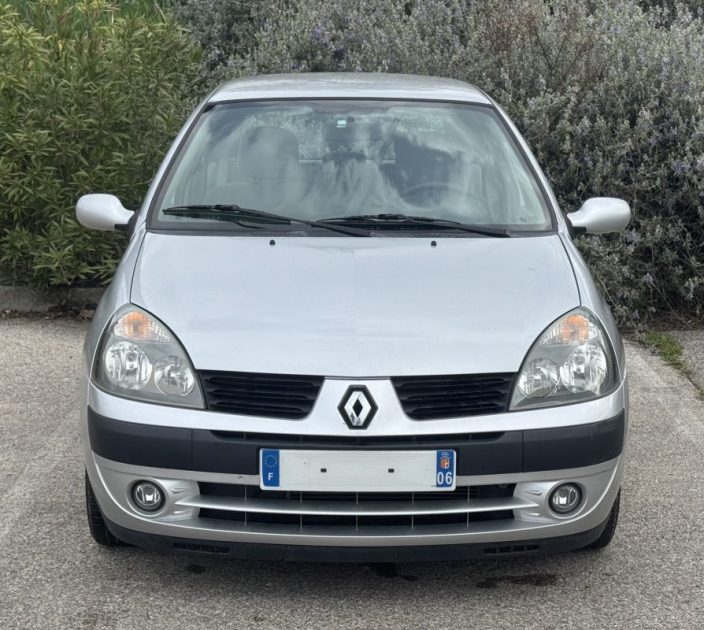 RENAULT  CLIO  1.4 AUTHENTIQUE CONFORT 2005