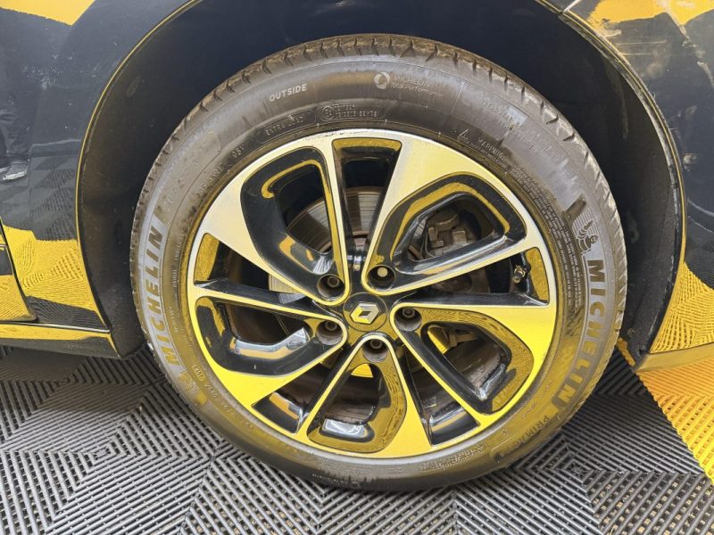 RENAULT GRAND SCÉNIC III 1.2 TCE 130CH ENERGY BOSE 7 PLACES 