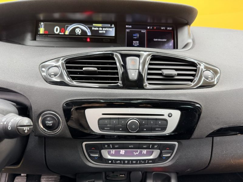 RENAULT GRAND SCÉNIC III 1.2 TCE 130CH ENERGY BOSE 7 PLACES 