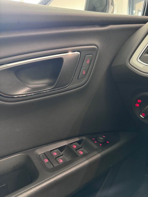 SEAT LEON FR 2.0 TDI 184 DSG6 – GARANTIE 12MOIS - Entretient complet Seat - Distribution neuve