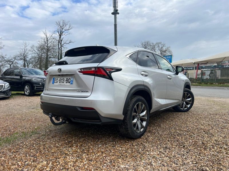 LEXUS NX 300h 300h 197 ch 4WD MC F-SPORT