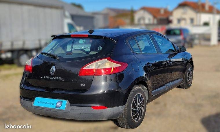 RENAULT MEGANEIII 1.5 DCI 110 AUTHENTIQUE 2010