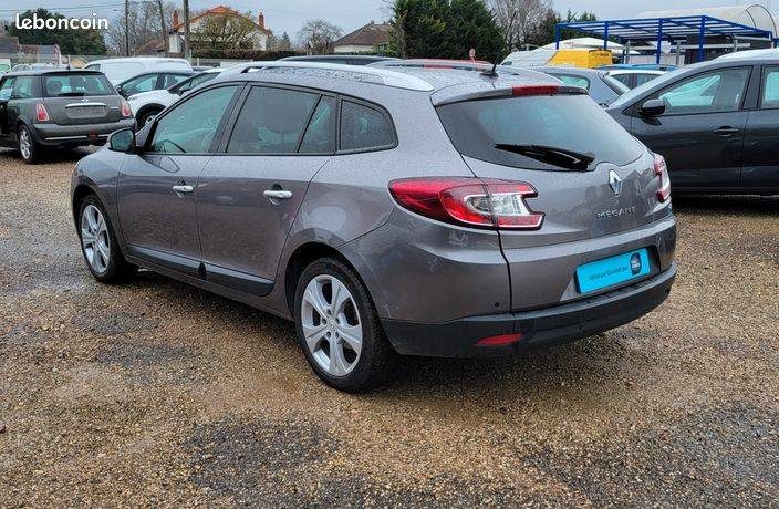 RENAULT MEGANEIII 1.9 DCI 130 EXPRESSION 2011