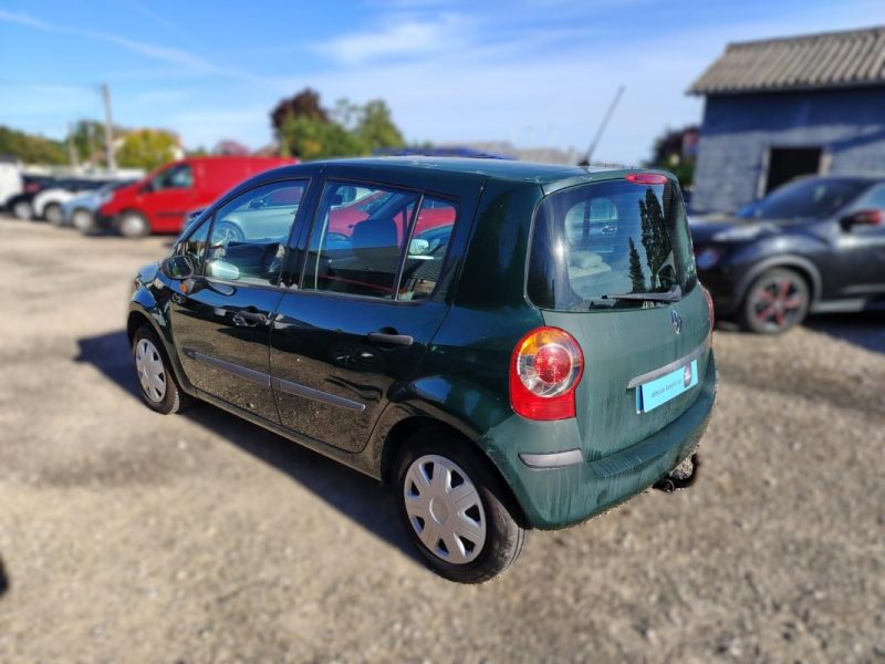 RENAULT MODUS 1.5 DCI 85 ch 2006 - DISTRIBUTION NEUVE 