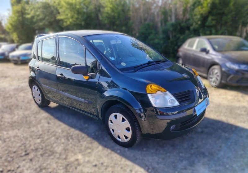 RENAULT MODUS 1.5 DCI 85 ch 2006 - DISTRIBUTION NEUVE 
