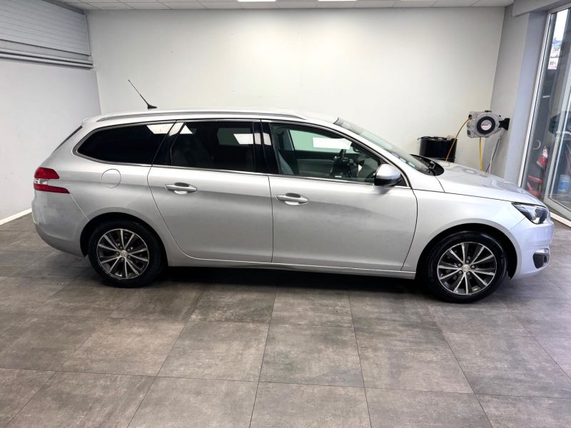 PEUGEOT 308 II 1.2 ESSENCE 130CH S&S ALLURE 2015
