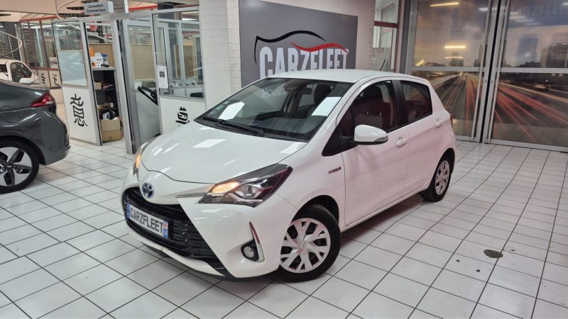 TOYOTA YARIS HYBRIDE 100cv FRANCE BUSINESS/1 ERE MAIN