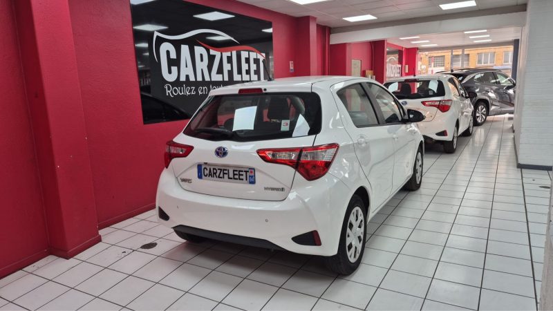 TOYOTA YARIS HYBRIDE 100cv FRANCE BUSINESS/1 ERE MAIN