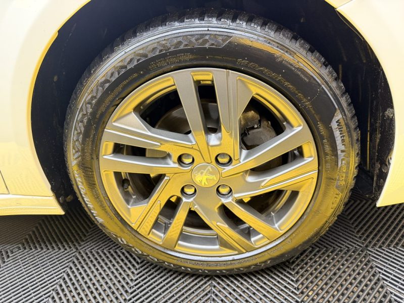 PEUGEOT 208  1.5 BLUEHDI 100CH S&S ACTIVE BUSINESS