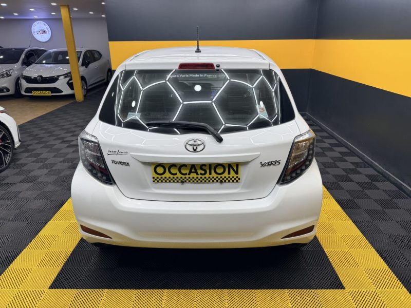 TOYOTA YARIS 100 VVT-I DYNAMIC 5P 2014