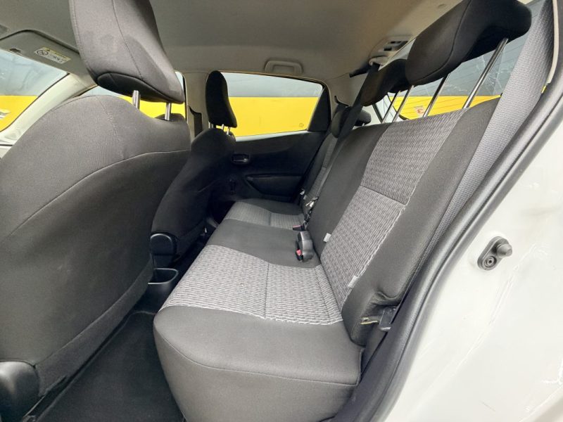 TOYOTA YARIS 100 VVT-I DYNAMIC 5P 2014