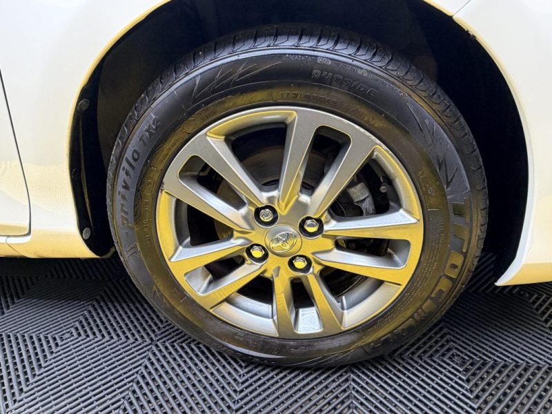 TOYOTA YARIS 100 VVT-I DYNAMIC 5P 2014