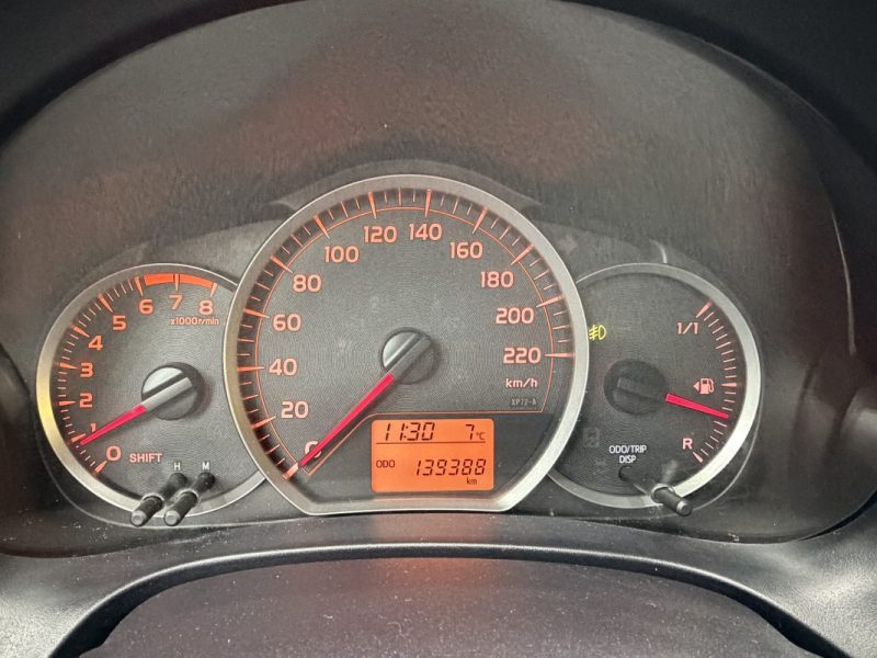 TOYOTA YARIS 100 VVT-I DYNAMIC 5P 2014