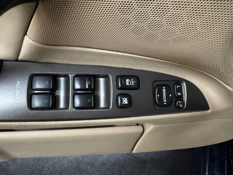 LEXUS IS250  LUXURY 2006