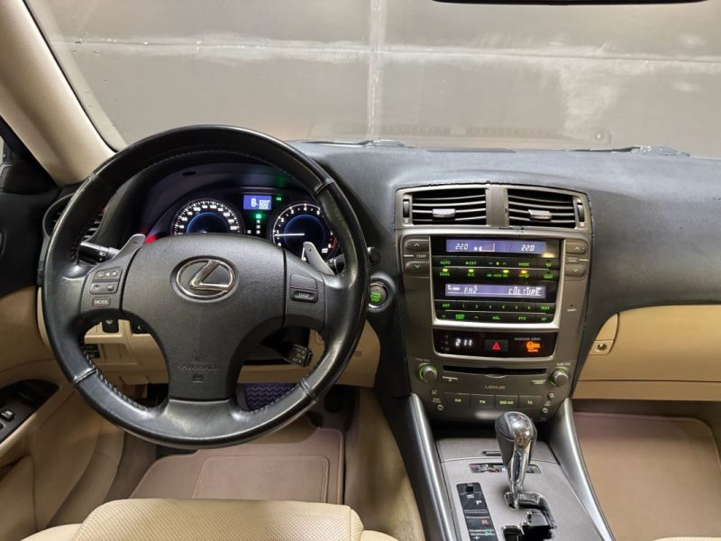 LEXUS IS250  LUXURY 2006