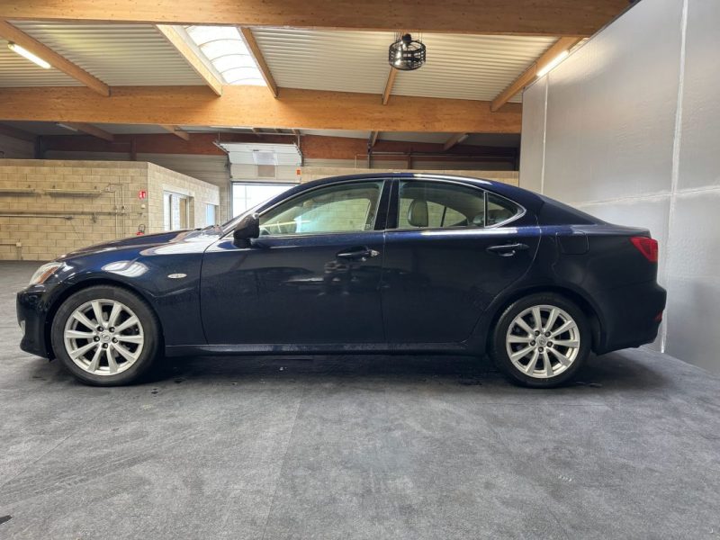 LEXUS IS250  LUXURY 2006