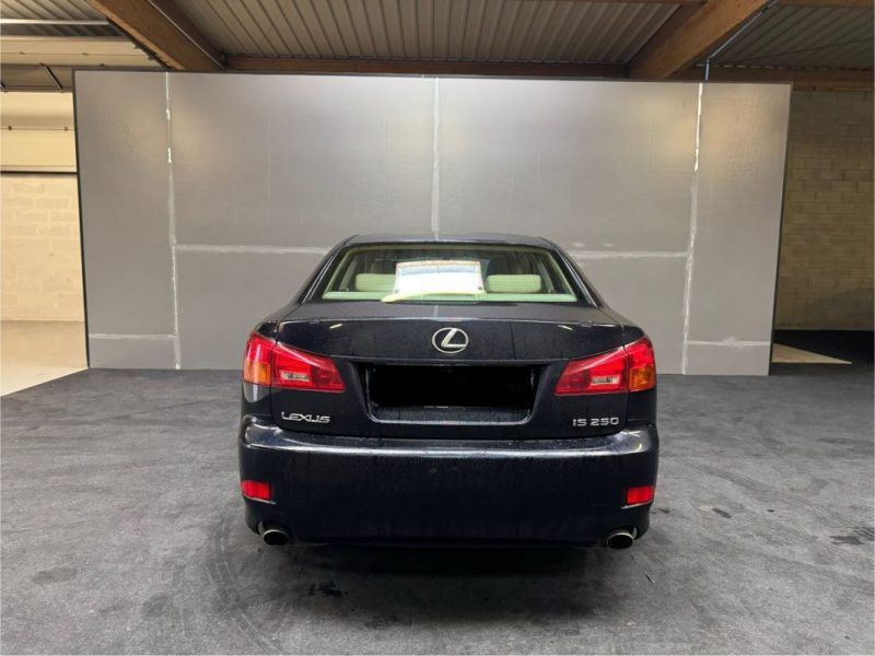 LEXUS IS250  LUXURY 2006