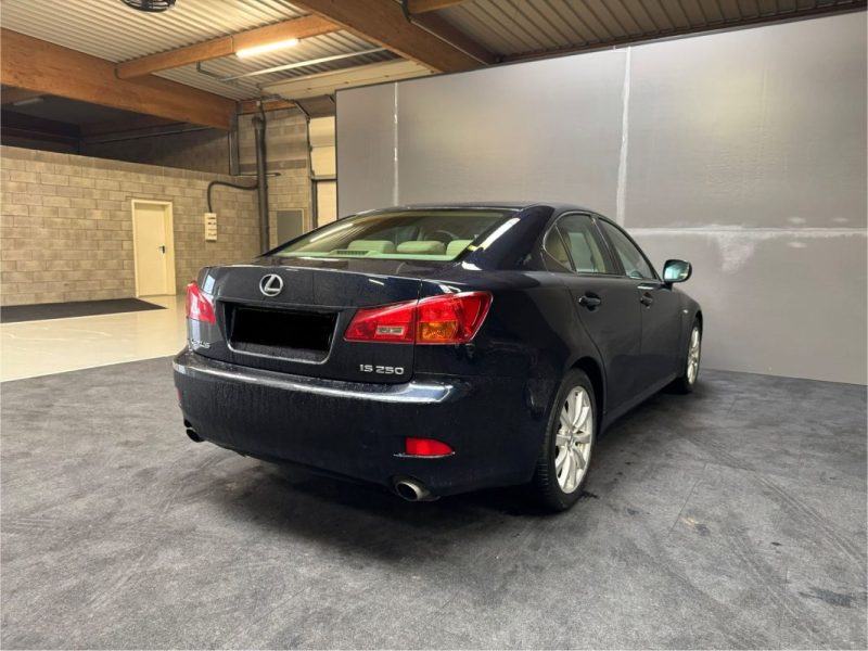 LEXUS IS250  LUXURY 2006