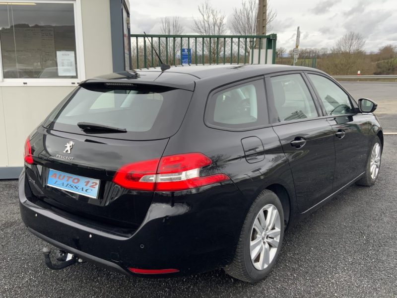 PEUGEOT 308 SW II SW II 1.5 BLUE HDI 130 CV ACTIVE BUSINESS 2019 *SIÈGES CHAUFFANT + ATTELAGE