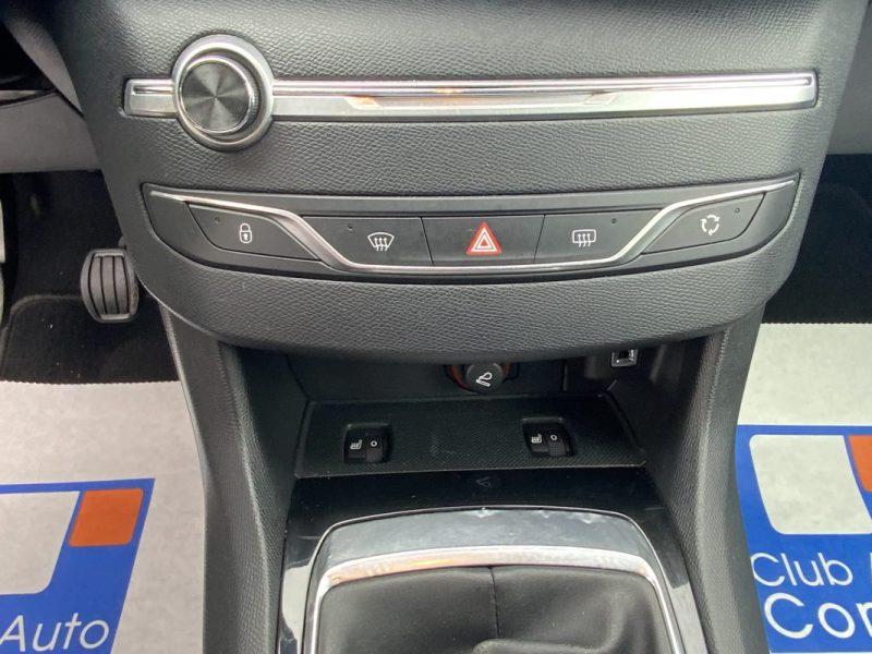 PEUGEOT 308 SW II SW II 1.5 BLUE HDI 130 CV ACTIVE BUSINESS 2019 *SIÈGES CHAUFFANT + ATTELAGE